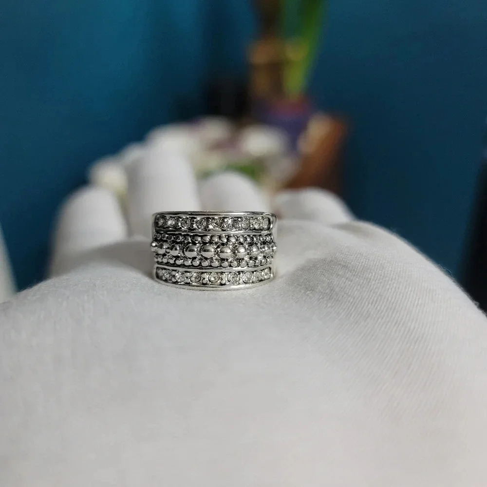 Sparkling Wide Rhinestone and Silver Toned Ring Size 9